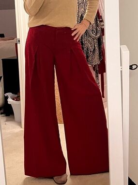 Wide-Leg High-Waist Pants in Deep Red